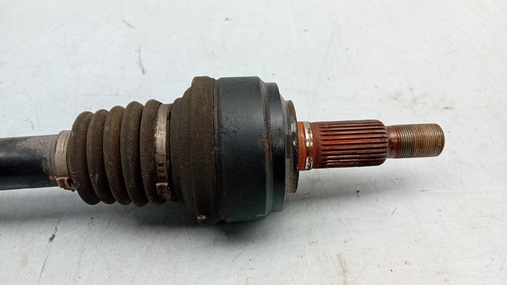 Transmissão trás direita PORSCHE Cayenne (92A)