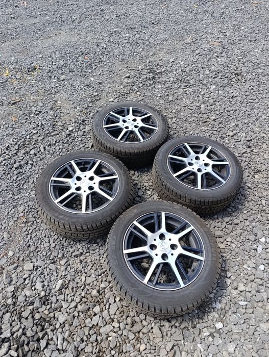 Alufelgi opony ładny stan hundai r 15 Hyundai