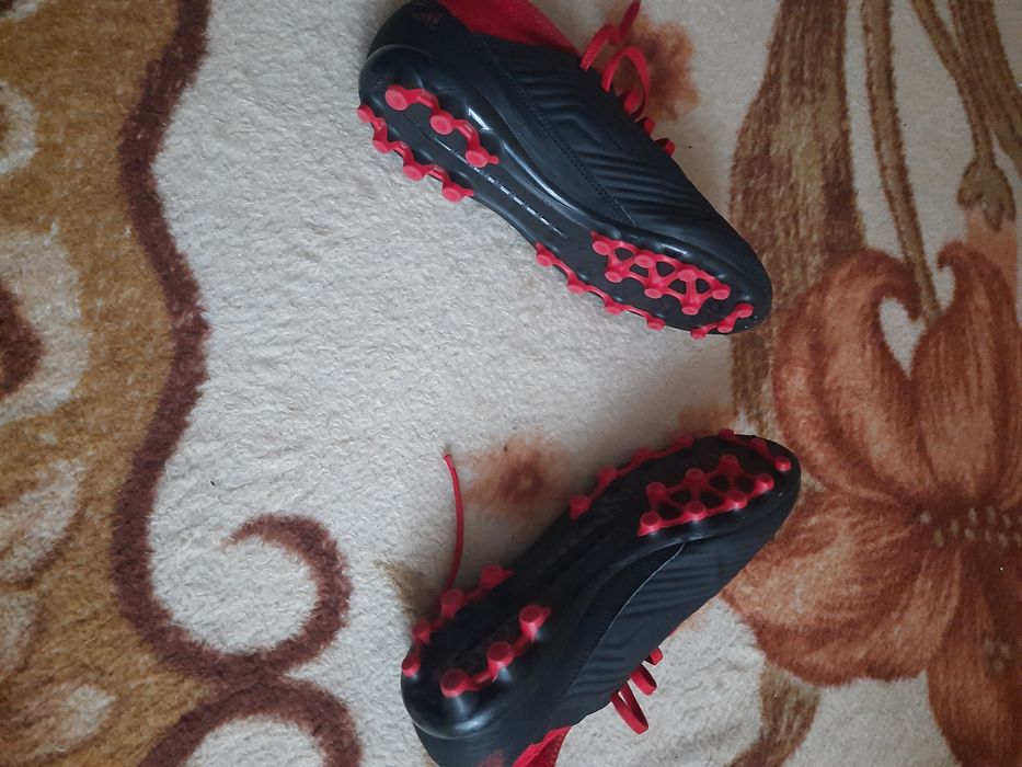 Buty sportowe,korki "firmy adidas