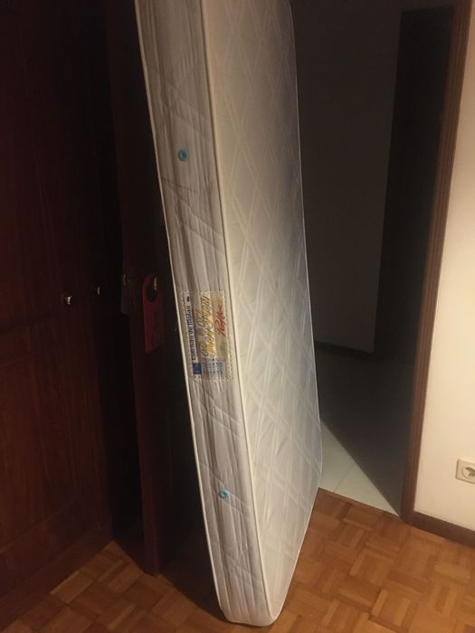 Cama para criança ou jovem