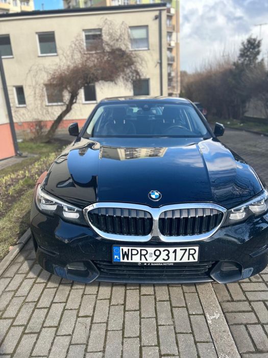 BMW 318i seria 3 rok 2021