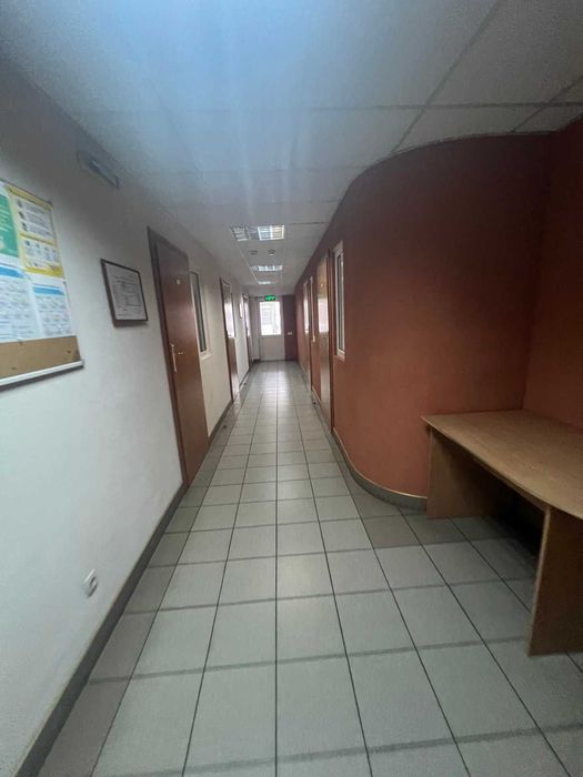 Оренда офісу 1500 м2., фасад, з меблями, Печерськ, метро Звіринецька