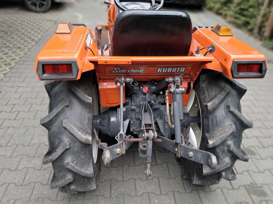 Traktorek KUBOTA Sunshine Z1-195 oraz 205. WSPOMAGANIE, REWERS, ZADBANY