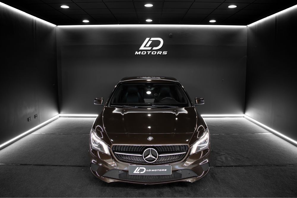 Mercedes CLA 180 D Ano 2016 ( Versao Pack Night ) foto 3