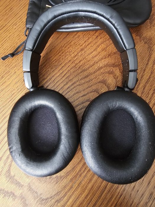 Słuchawki Audio-technica ATH - M50x, słuchawki studyjne przewodowe.