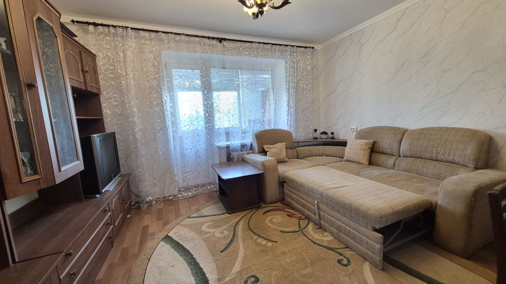 Здам 2 кім, Меблі та техніка