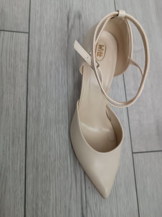 Sprzedam buty ślubne