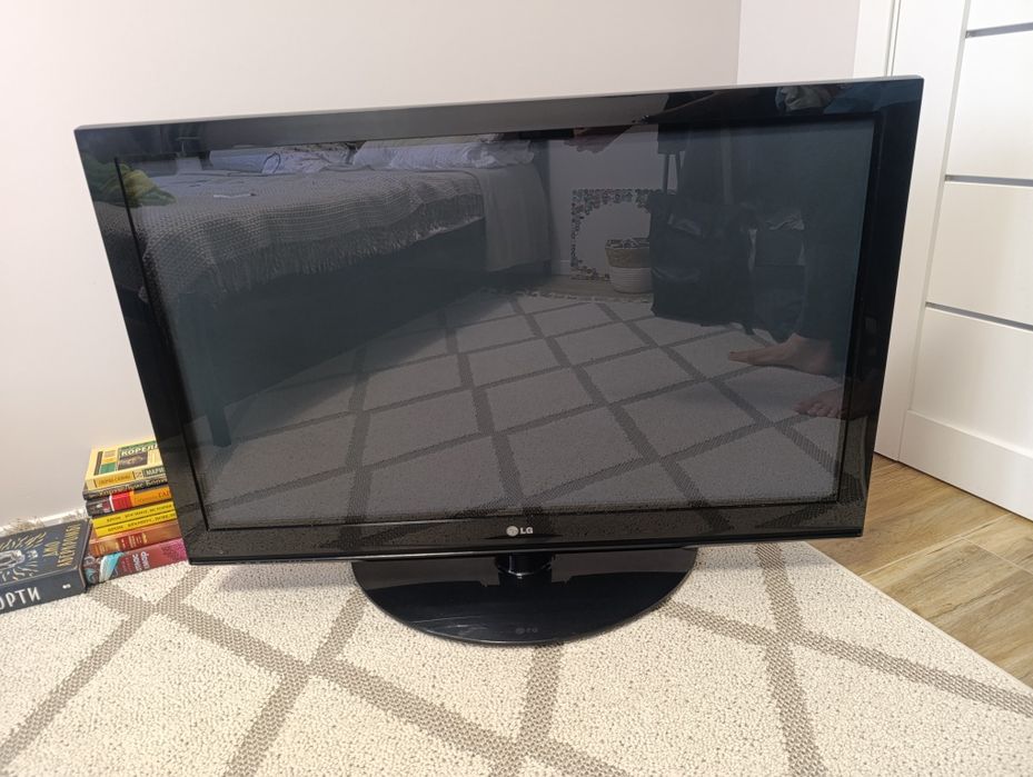 Телевизор LG 42PQ2000