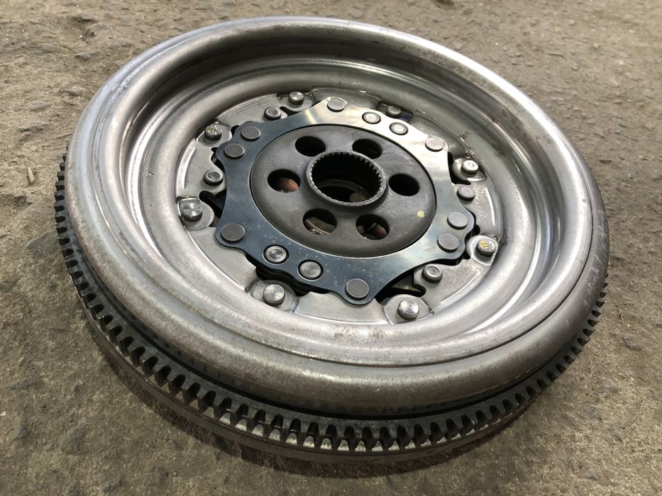 маховик passat b6 демфер автомат DSG 6 пассат b6 b7 cc a5 touran jetta