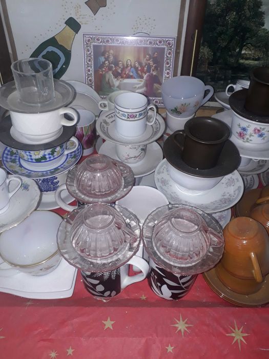 Vendo recheio de loja de antiguidades e usados...