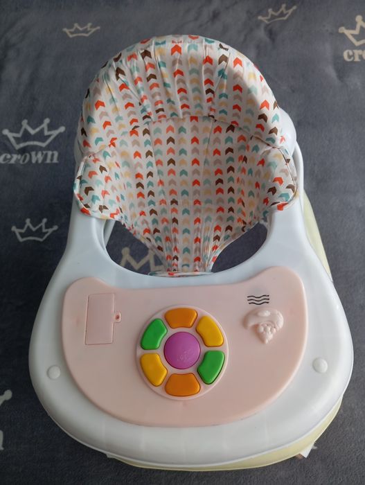 Продам ходунки для малышей