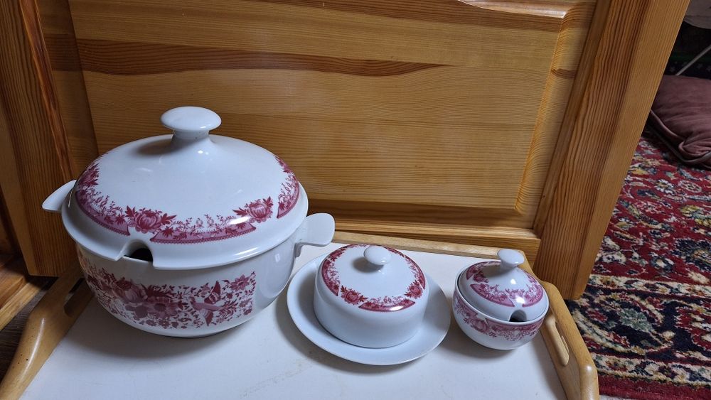 Антикваріат посуд