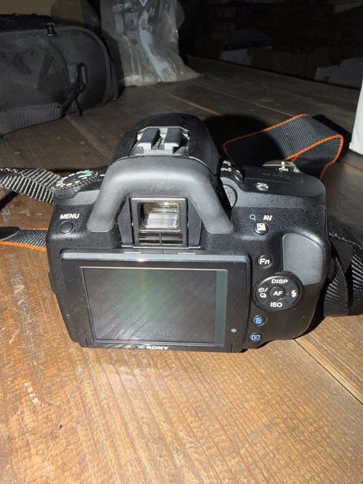 Sony Alpha A390 DSLR + Objetiva 18-55mm – Kit Completo