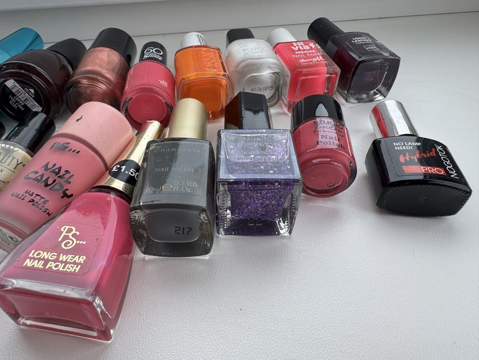 лаки для ногтей. OPI kiko essie queen fingers