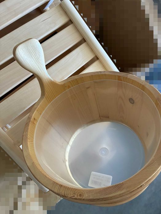 Conjunto de Sauna / Banho Turco: Balde + Colher + Apoio de Cabeça/Pés - 6 pcs - 230€