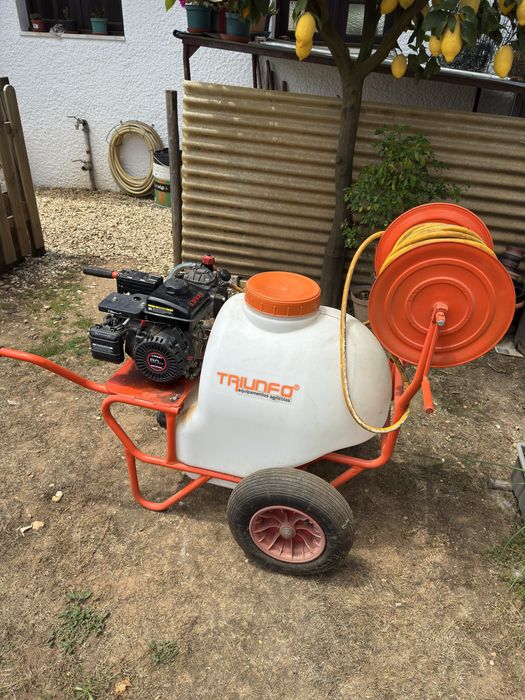Motopulverizador Triunfo 100L