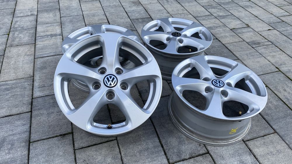 Felgi aluminiowe Borbet do VW 5x112 15 cali Golf V T4