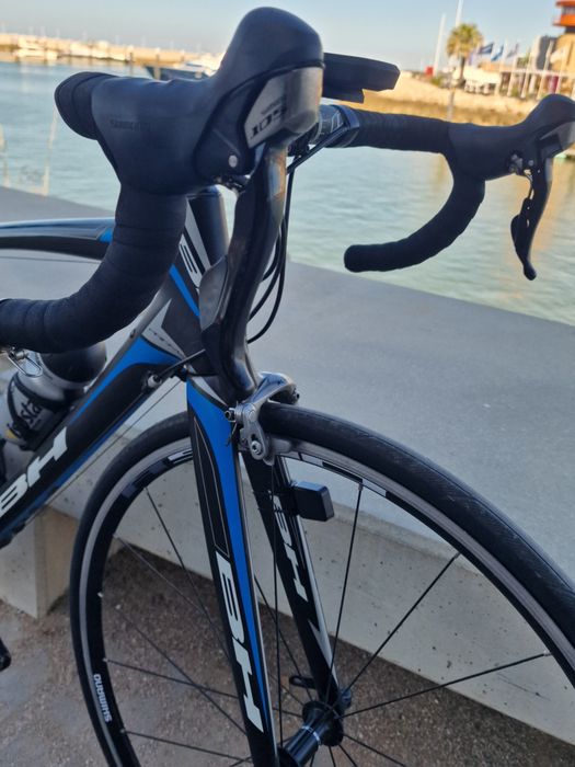 Bicicleta estrada BH Prisma Carbono