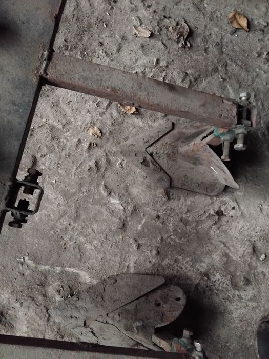 Продам підгортачі картоплі, сівалку,до мотоблока