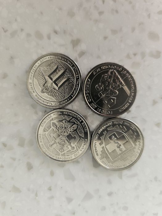 10 гривень , монета