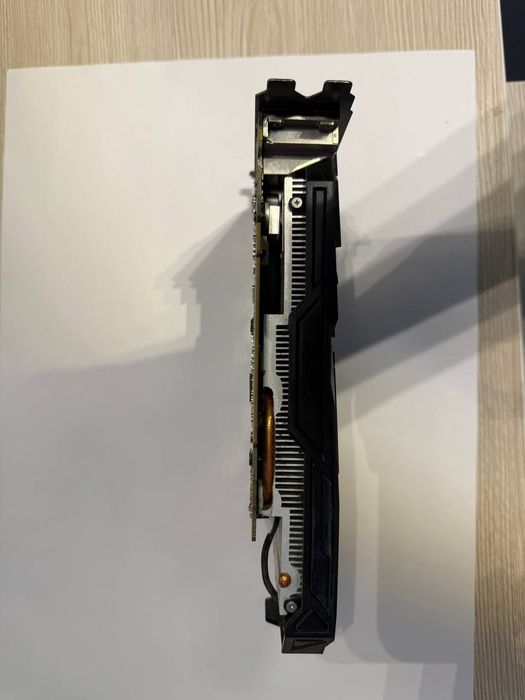Відеокарта Gigabyte GeForce GTX 1060 3GB GDDR5 | Стан дуже хороший