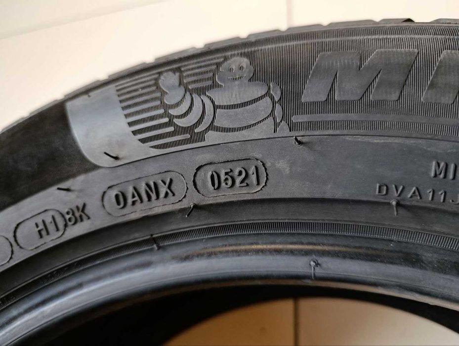 Пара шин б/у 225/55R17 101V Michelin Primacy 4