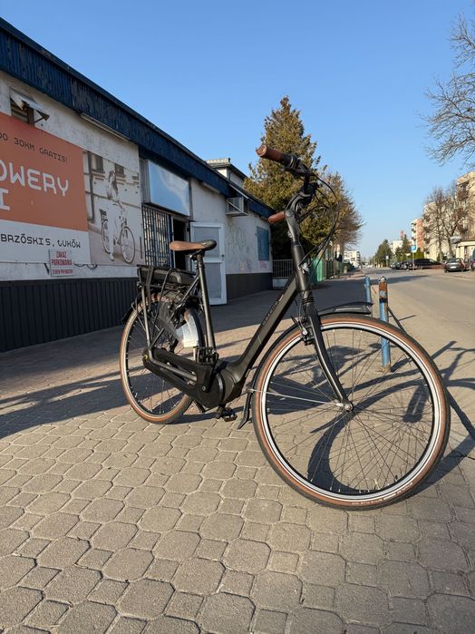 Gazelle Orange C8 – rower elektryczny Bosch Active Line Plus