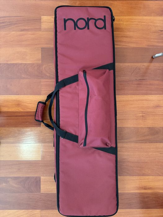 Nord Electro 6D 73 + saco