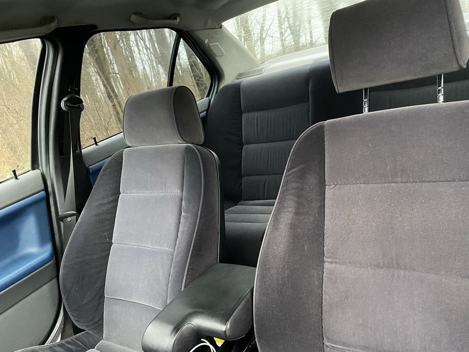 Продам автомобіль BMW e36