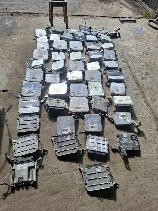 Блок управління двигуном ЕБУ Toyota RAV4 2008 (89661-42C00 / Denso)
