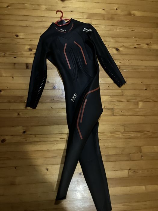 Гидрокостюм для плаванья на открытой воде