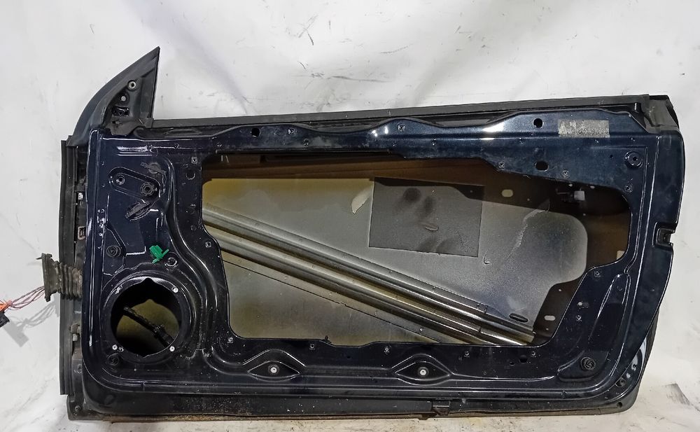 Porta frente direita VOLKSWAGEN Scirocco (137, 138)