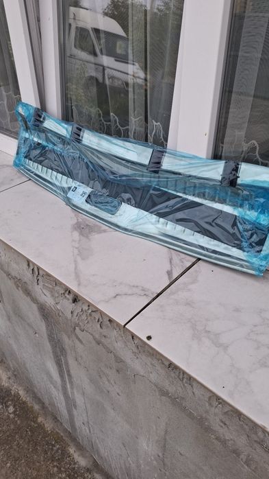 Задня планка багажника ліства, Opel Astra H