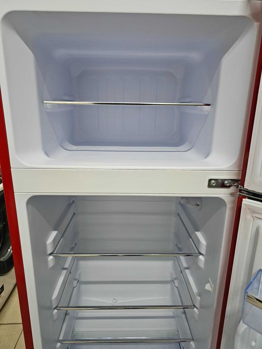 Lodówka retro AMICA KGC15630R | 144cm | 206L | Czerwona | gw3mce