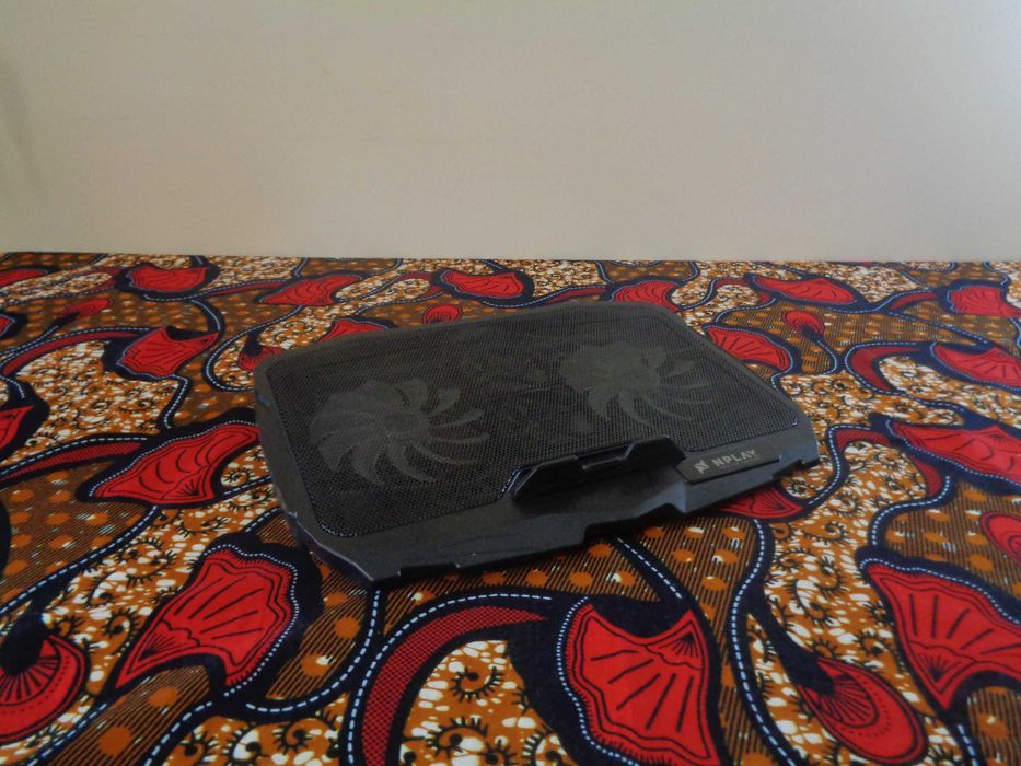 Cooler NPLAY (Preto e Azul). Portes incluídos.