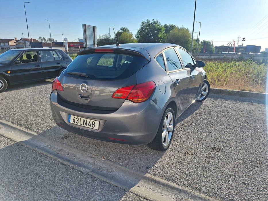 Opel Astra J - 1.3 CDTI