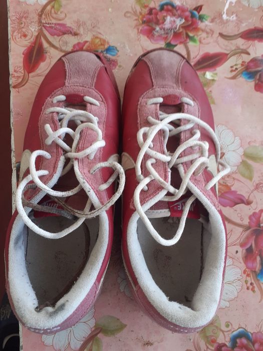 Кроссовки Nike 41 та-43 розмір
