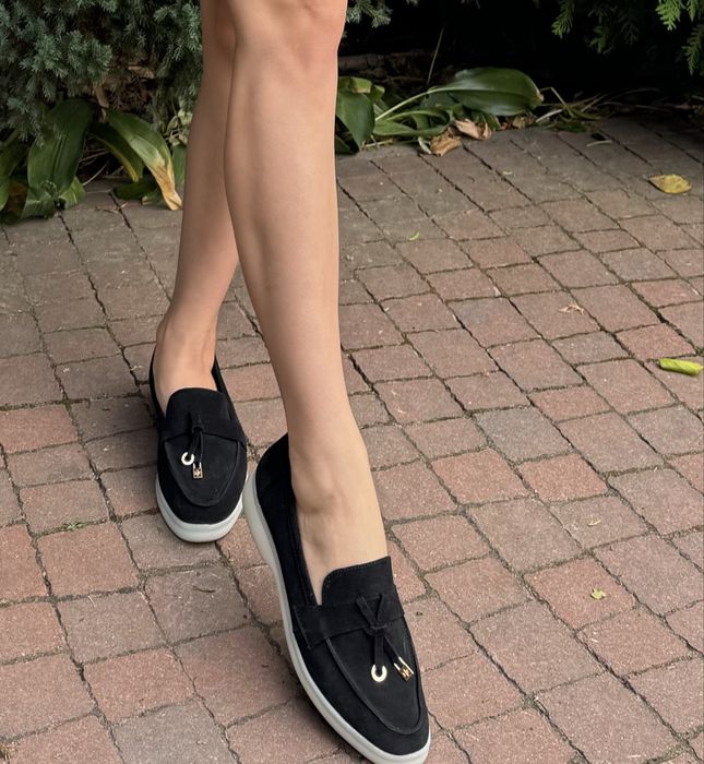 Жіночі чорні лофери 38 розмір