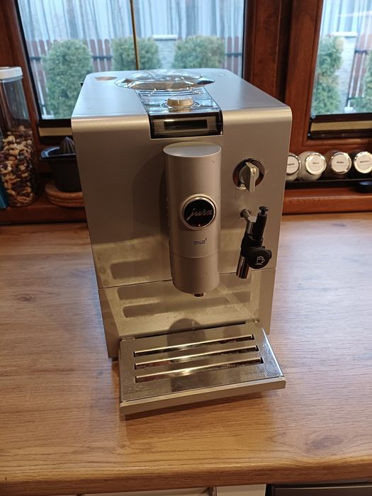 Ekspres do kawy Jura Ena 5