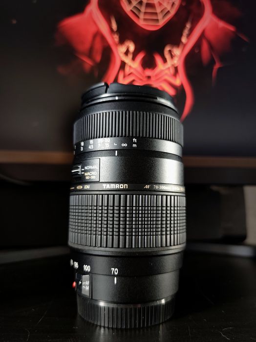 Objetiva Tamron 70-300mm para Canon | Muito pouco uso | Ótimo estado