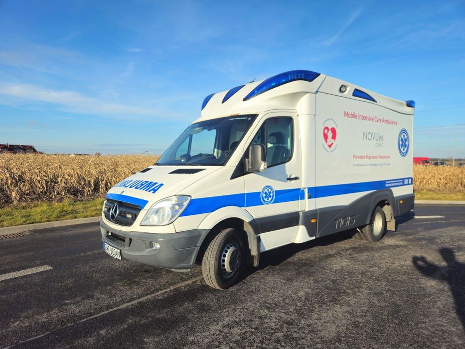Mercedes-Benz Sprinter 519 3.0 V6 Automat | Ambulans | Mobilne Centrum Intensywnej Terapii