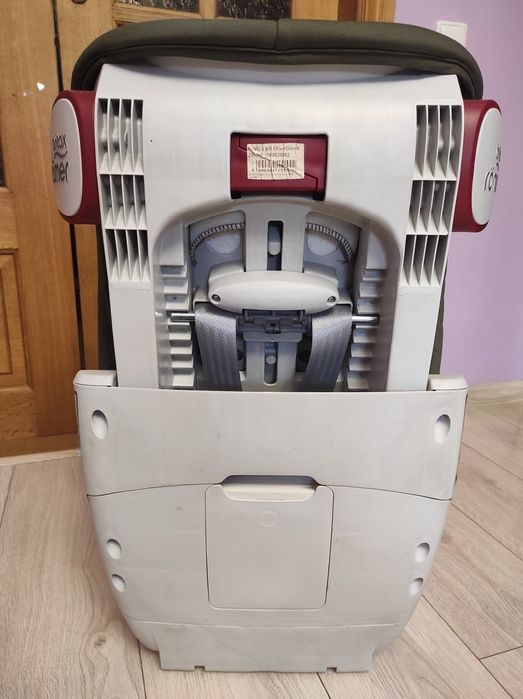 Автокрісло "britax" 9кг-18кг