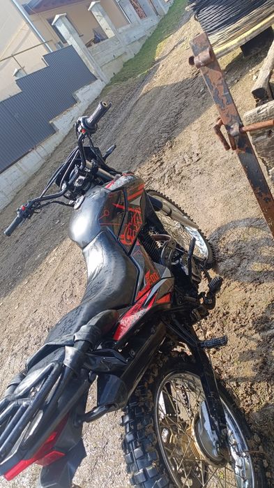 Продам мотоцикл  Shineray XY200GY 6c ТОРГ!!!