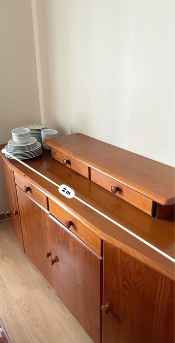 Moveis e mesa sala jantar Cerne