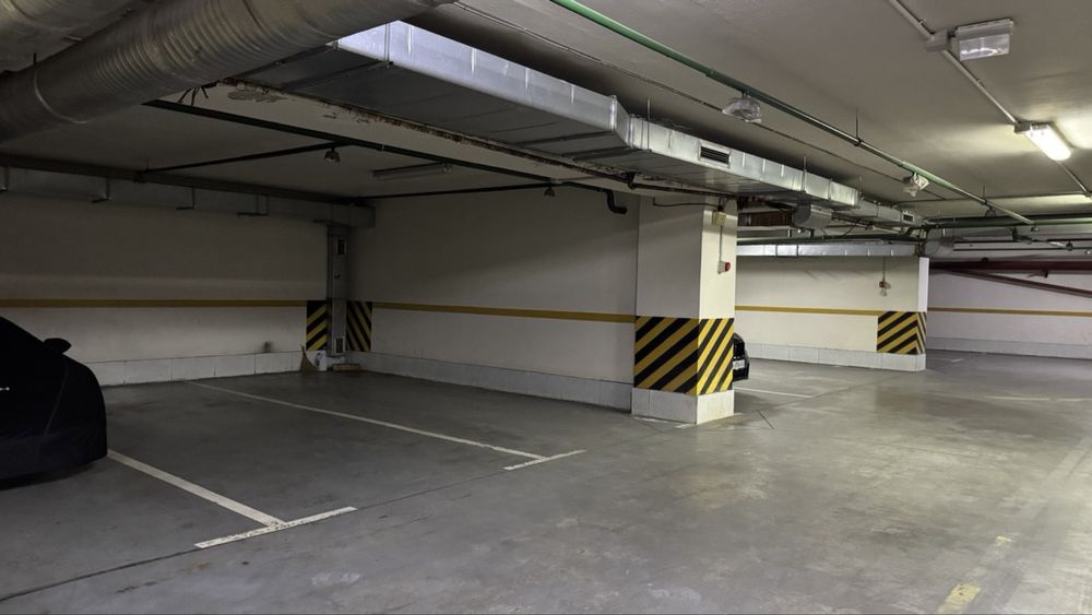 Паркомісце ЖК Дипломат Хол | Жилянська 59 Паркоместо ул. Жилянская