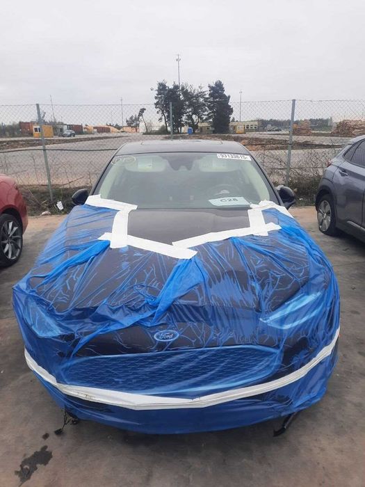 Продам Ford Fusion Titanium hybrid 2019
