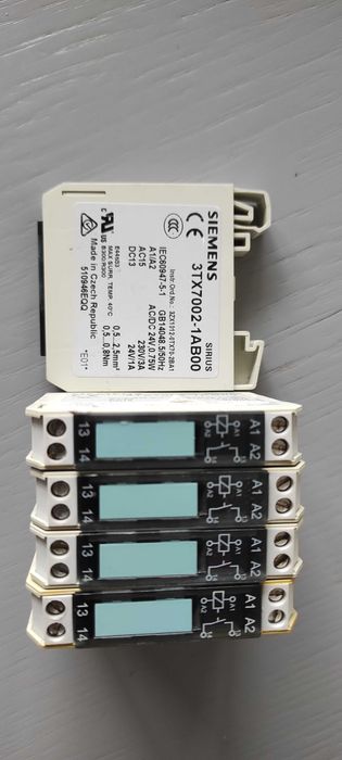 Siemens przekaźnik  2NO/2NC 6A 24 3TX7002-1FB02  3TX7002-1AB00