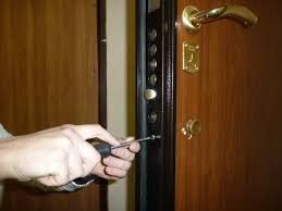 Ремонт замка, дверей - , заміна, регуліровка. Р-н. Раковка. Досвід.