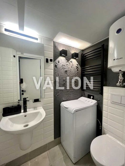 Продаж ексклюзивної 1-кімнатної квартири на Подолі