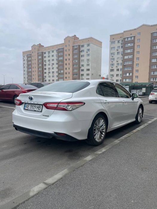 Продам Toyota Camry 70 Hybrid "ОФИЦИАЛ"